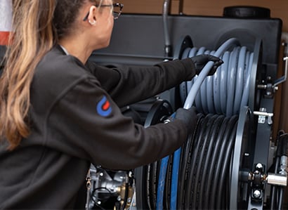 Drain Doctor engineer setting up water jetter