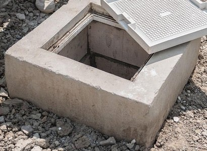 Hatch access for grease management