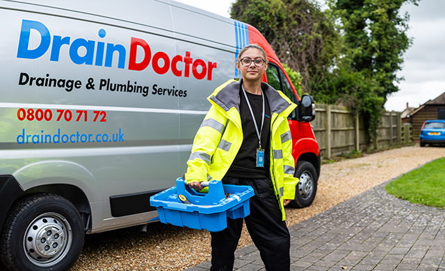 Female Drain Doctor Engineer